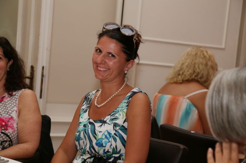 JMP_00182