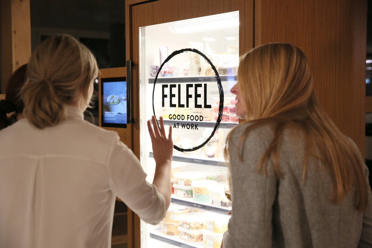 FELFEL_0102