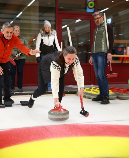 MP_Curling06