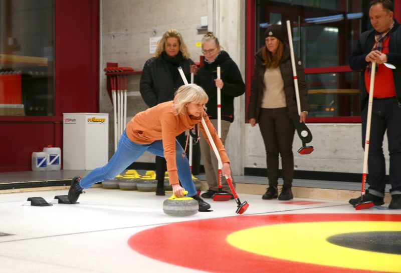 MP_Curling12