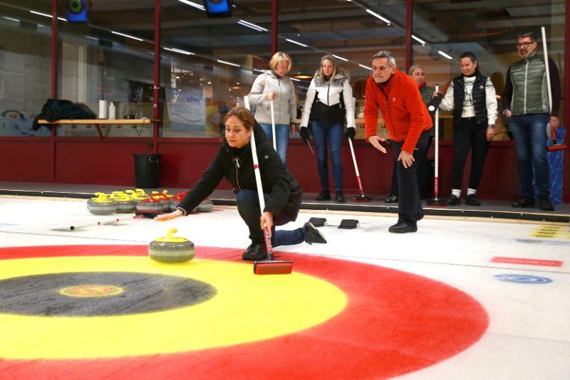 MP_Curling28
