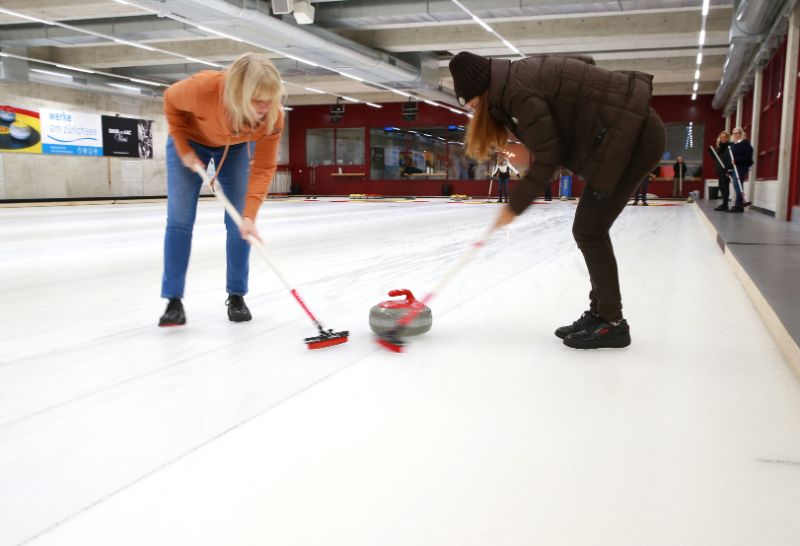 MP_Curling40