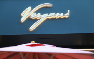 FGX_9557